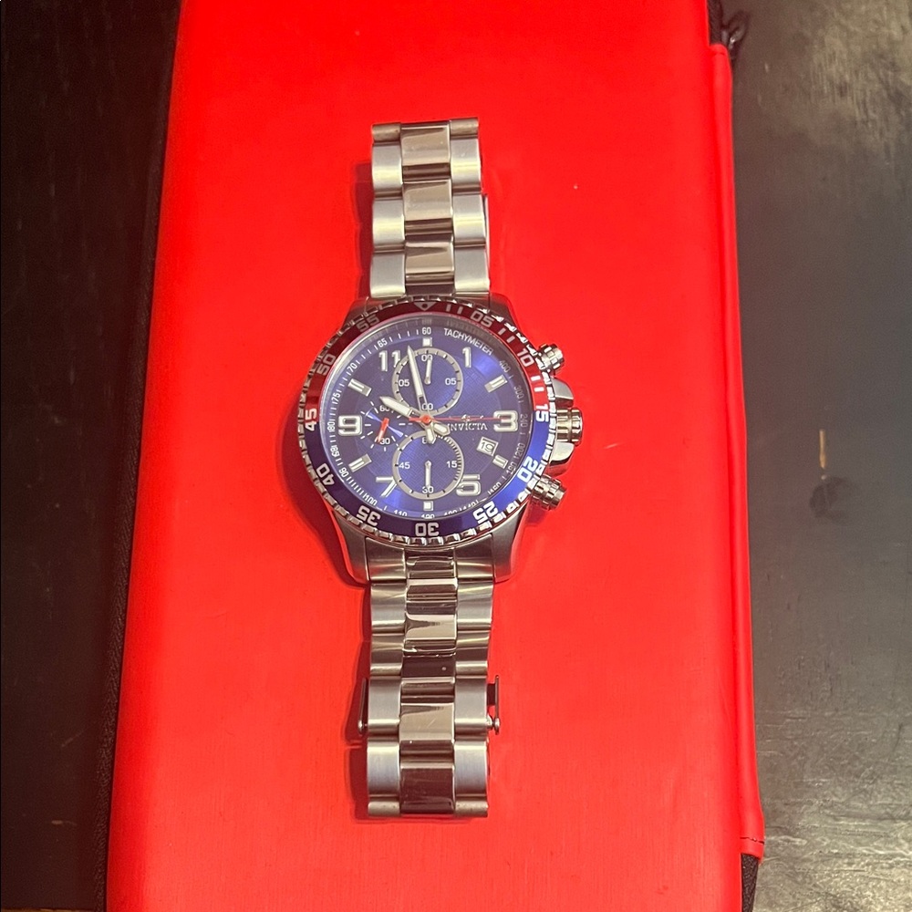 INVICTA SPECIALITY PEPSI WATCH RED/BLUE WITH TRINITE GLOW FOR DARK 45MM
